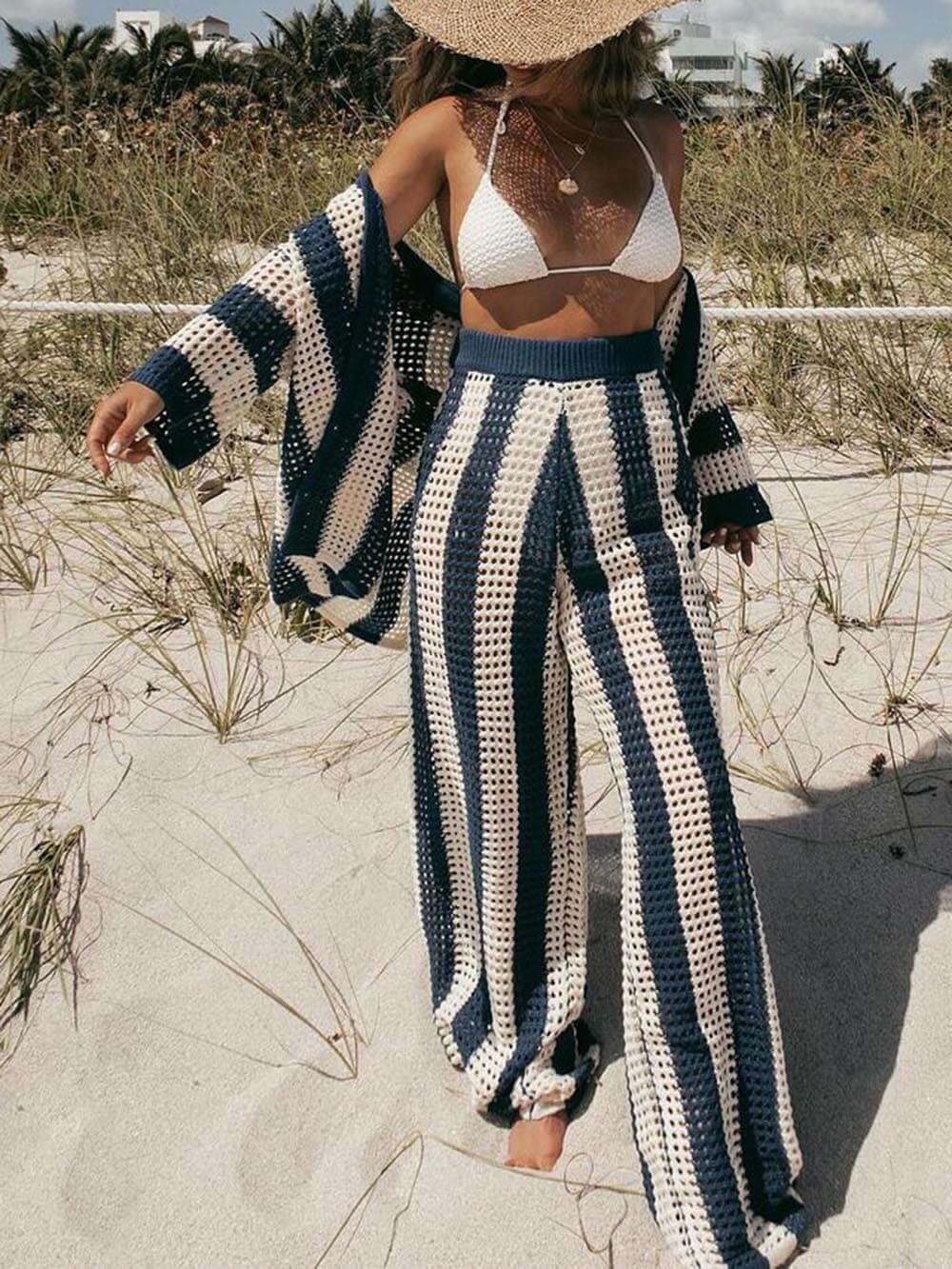 Ensemble chemise rayée ample col en V évidé et pantalon large