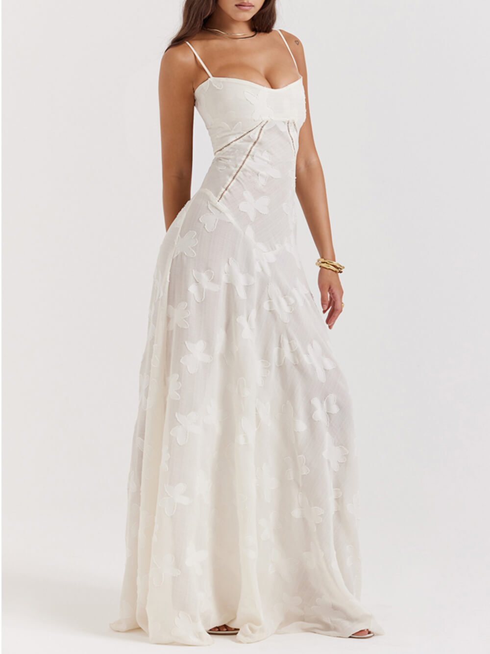 Robe longue vintage dos dentelle fleurie crème