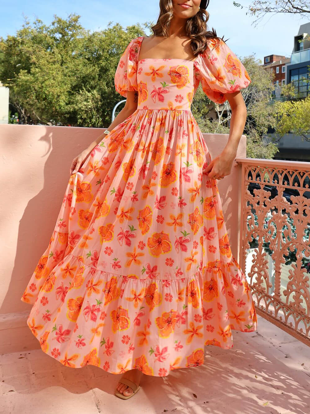 Robe longue à manches bouffantes, imprimé floral, dos smocké et poches