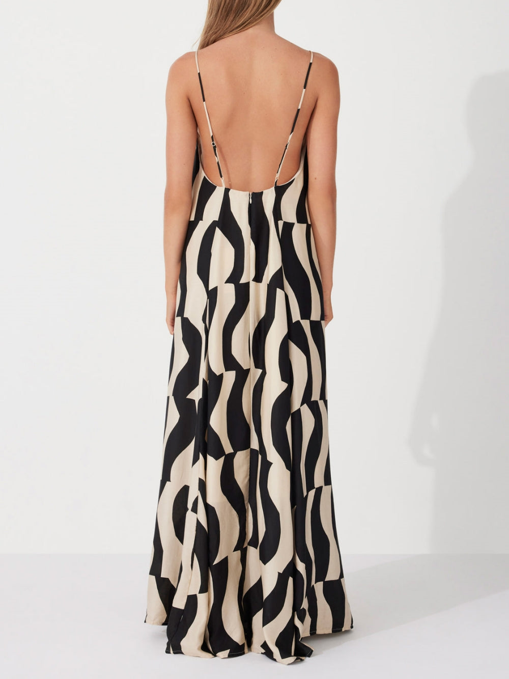 Robe longue coupe décontractée à dos plongeant