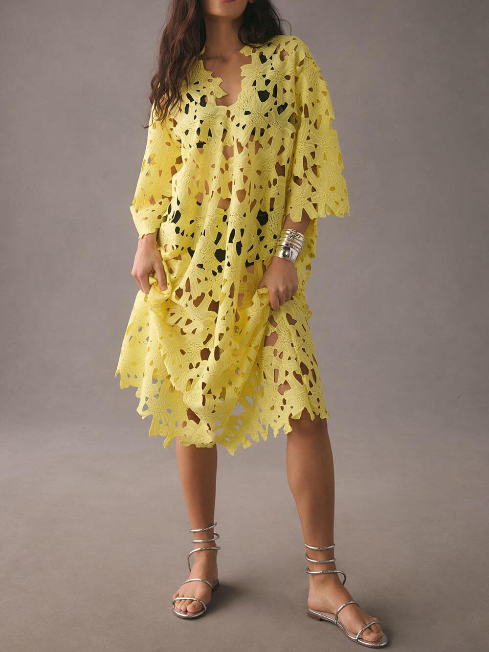 Robe mi-longue de plage en dentelle à enfiler
