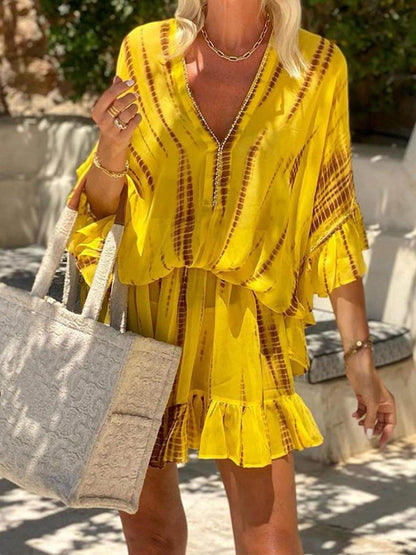 Mini-robe kaftan ample à manches chauve-souris, ourlet volanté, taille élastique et imprimé tie-dye unique