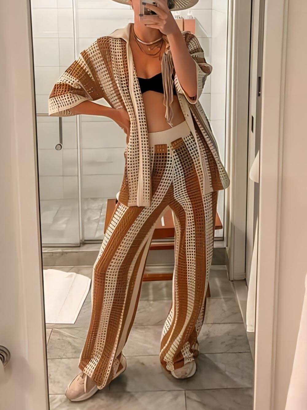 Ensemble chemise rayée ample col en V évidé et pantalon large