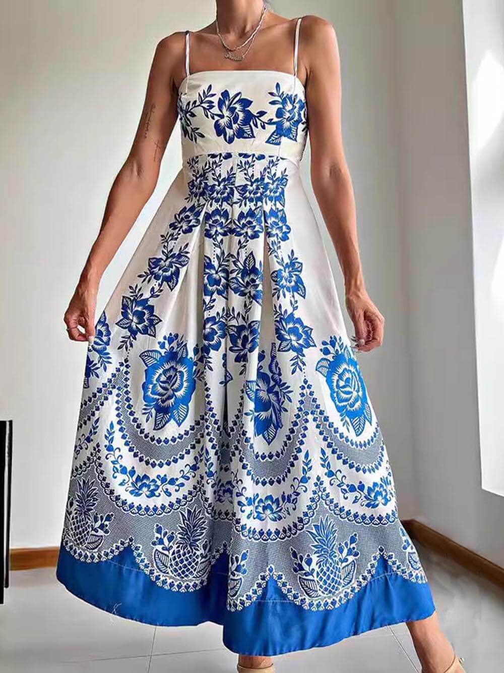 Robe midi ample smockée au dos à imprimé floral ethnique