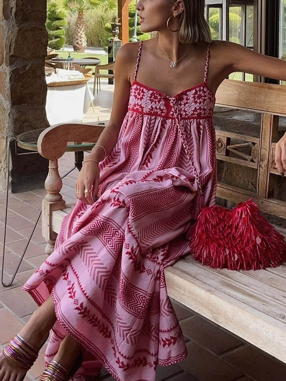 Robe longue en tricot style ethnique patchwork au crochet