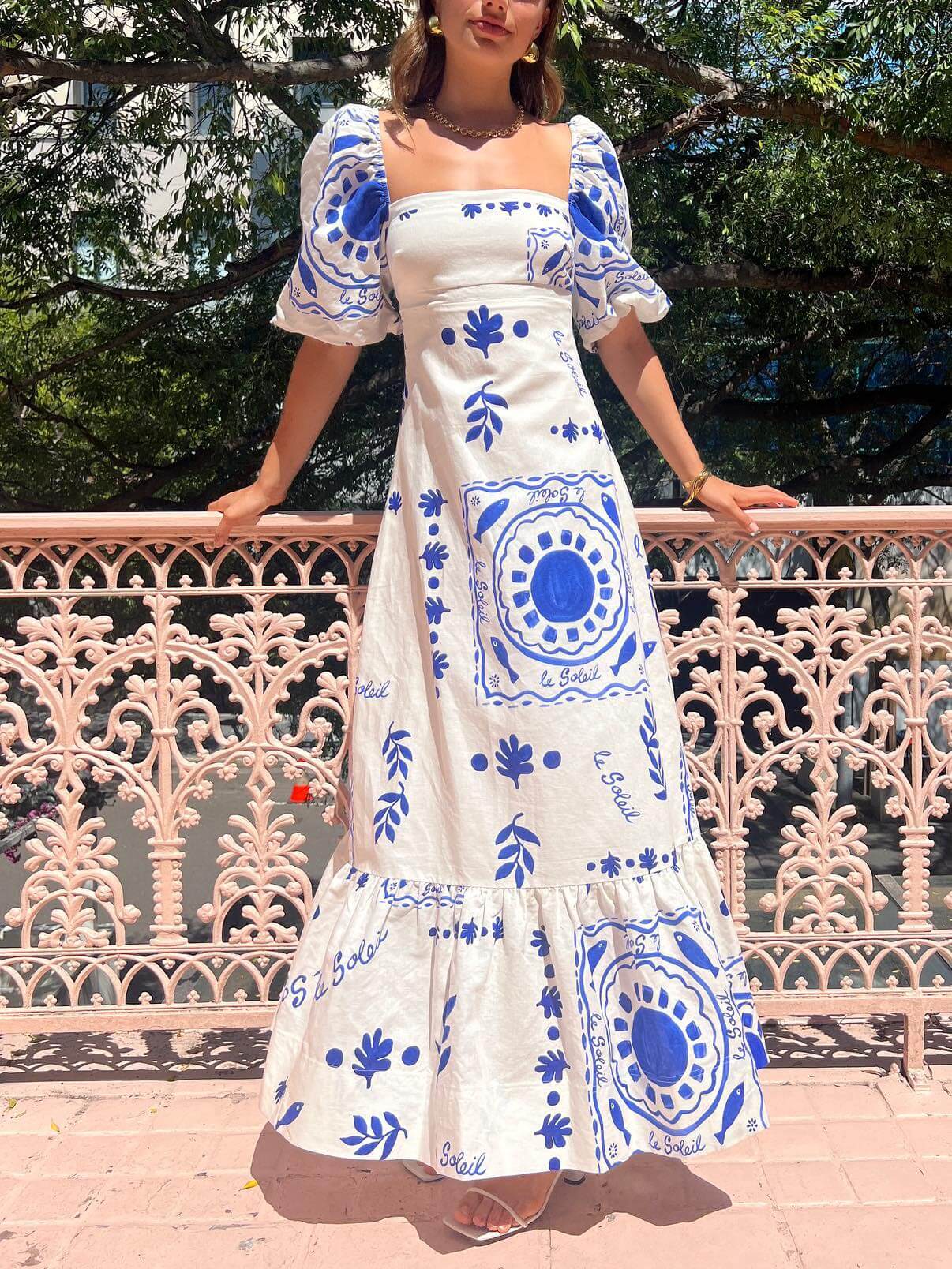 Robe midi de vacances à manches bouffantes