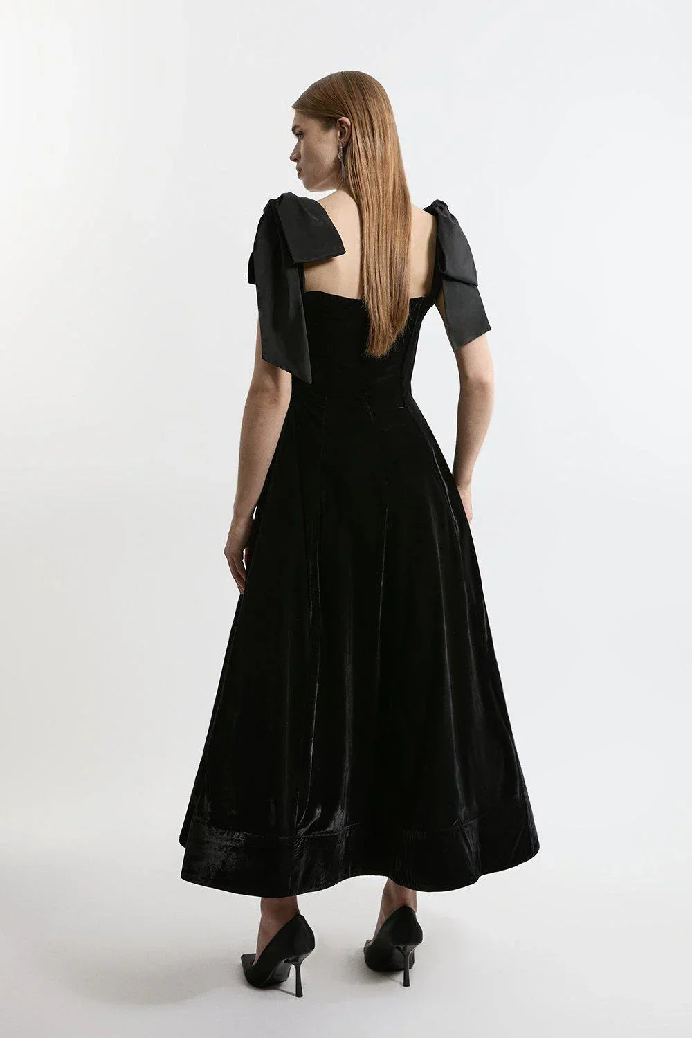 Robe midi bustier en velours avec nœud