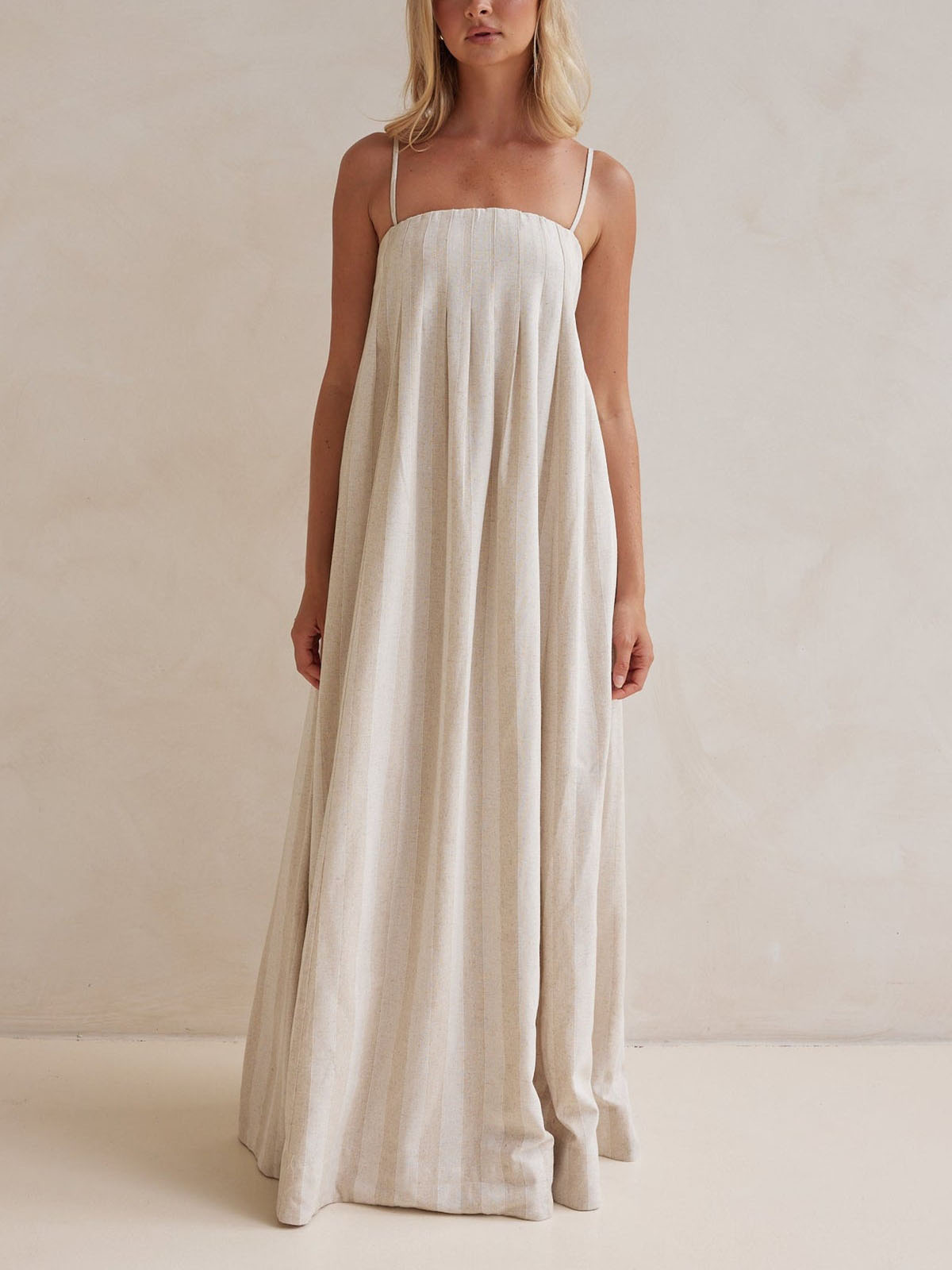 Robe longue décontractée rayée à col licou