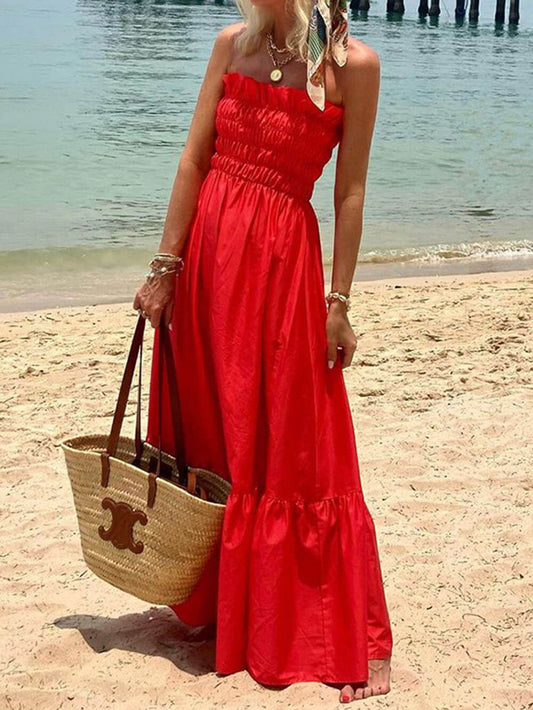 Robe longue de vacances à épaules dénudées et buste smocké