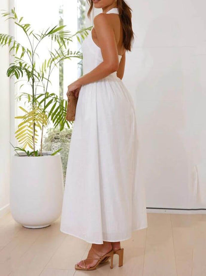 Robe licou courte noire mi-longue avec ceinture