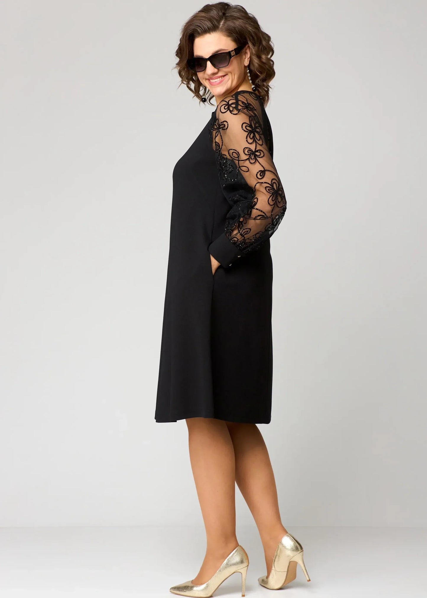 Robe Cora élégante en dentelle