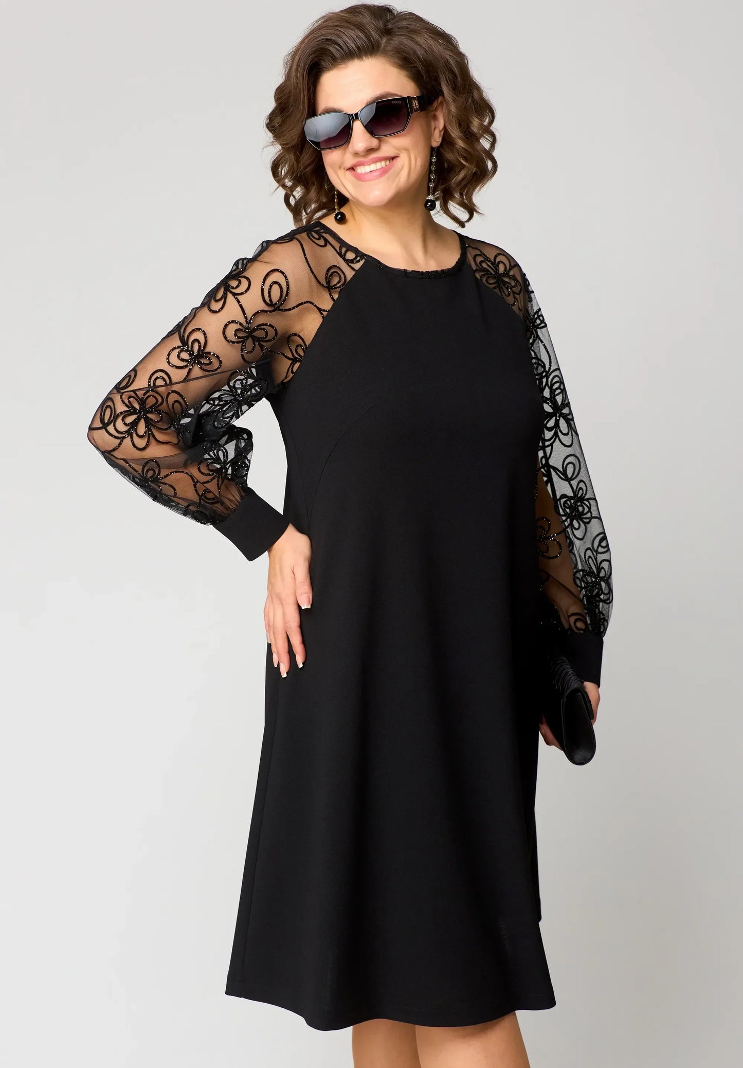 Robe Cora élégante en dentelle