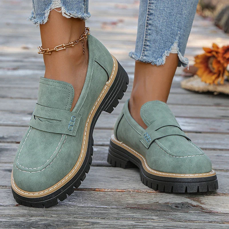 Mocassins compensés en daim Bromley