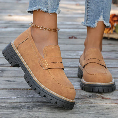 Mocassins compensés en daim Bromley