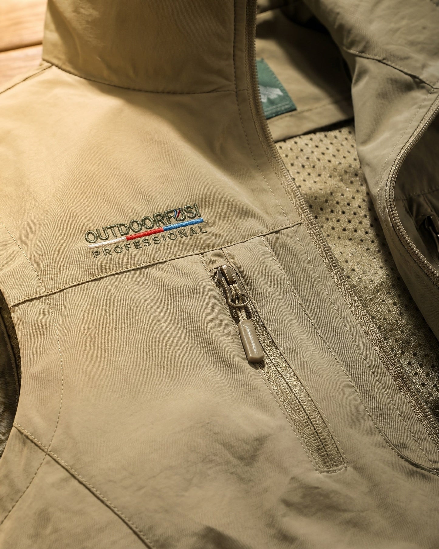 Noel Utility Vest