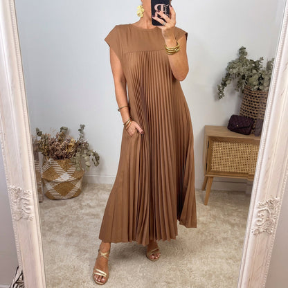 Elsie Everyday Midi Dress