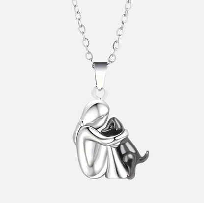 COLLIER ALMA